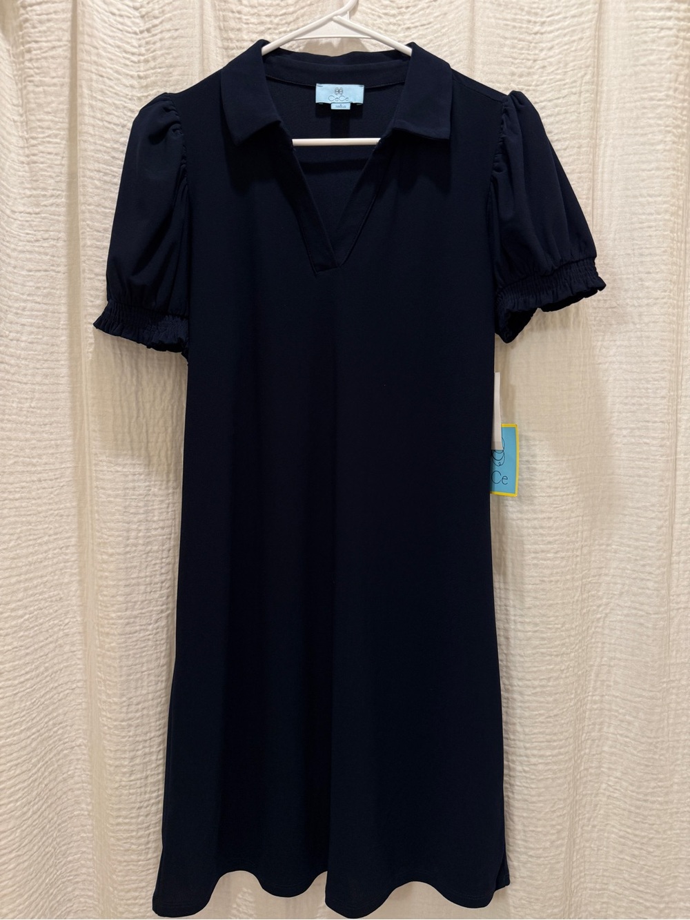 Cece Crepe Knit Collar Puff Sleeve Shift Dress Navy blue